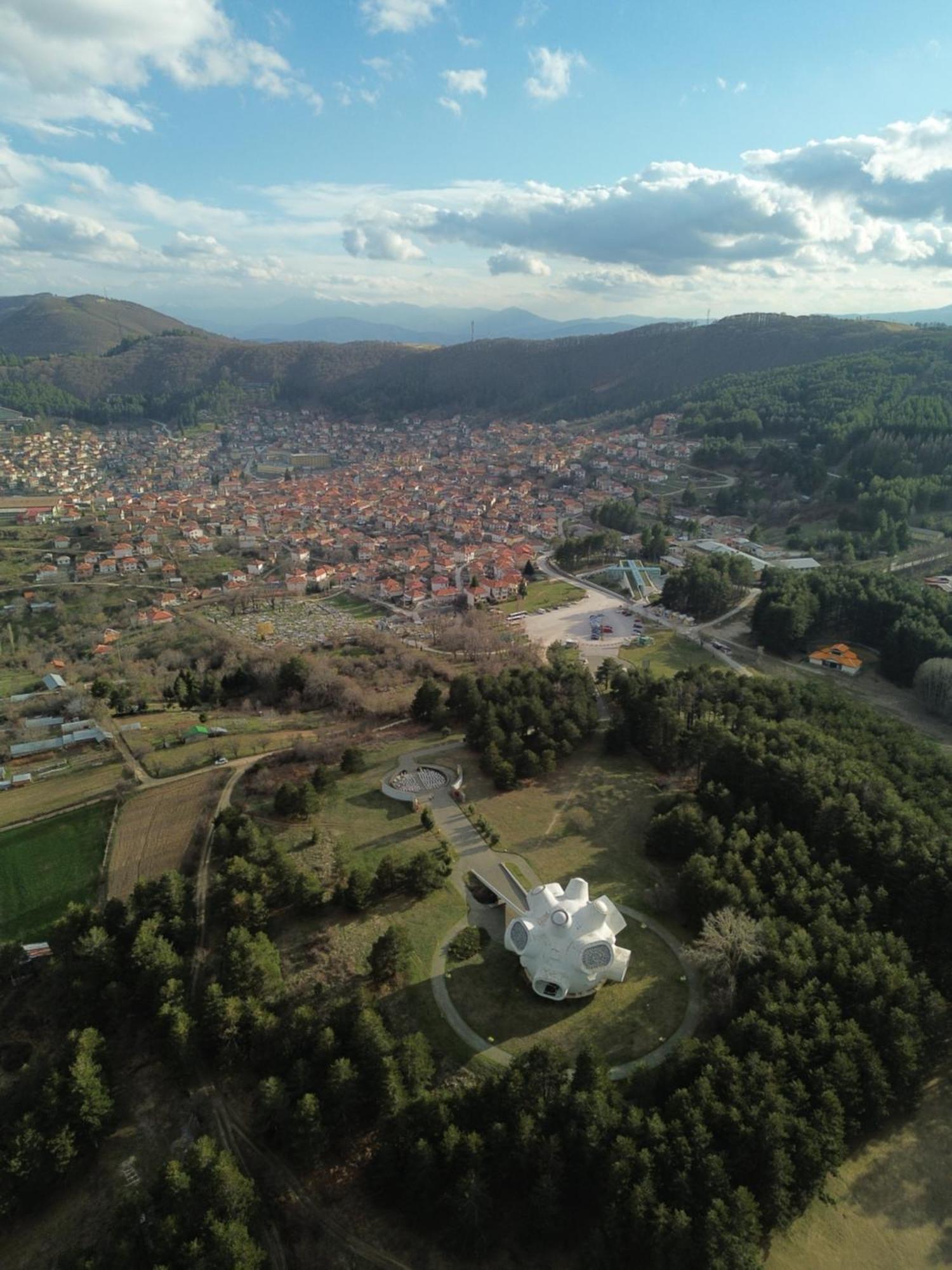 Hotel Montana Palace Крушево Екстер'єр фото